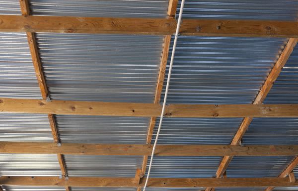 Tin Roof Repair Service